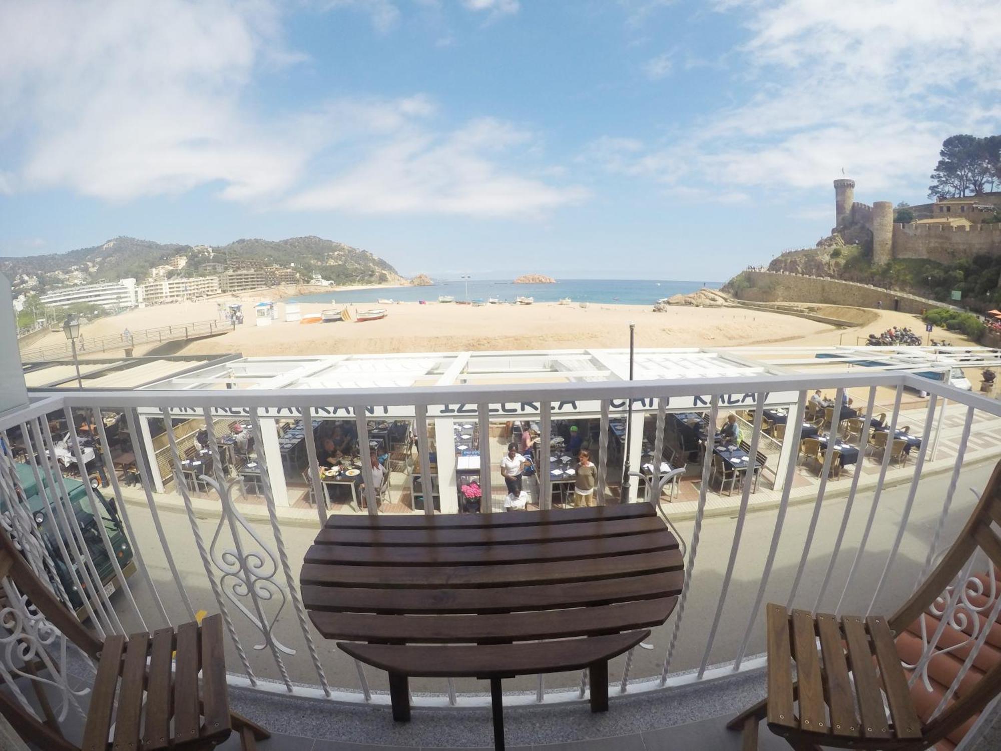 Hostal Del Mar Tossa de Mar Exteriör bild